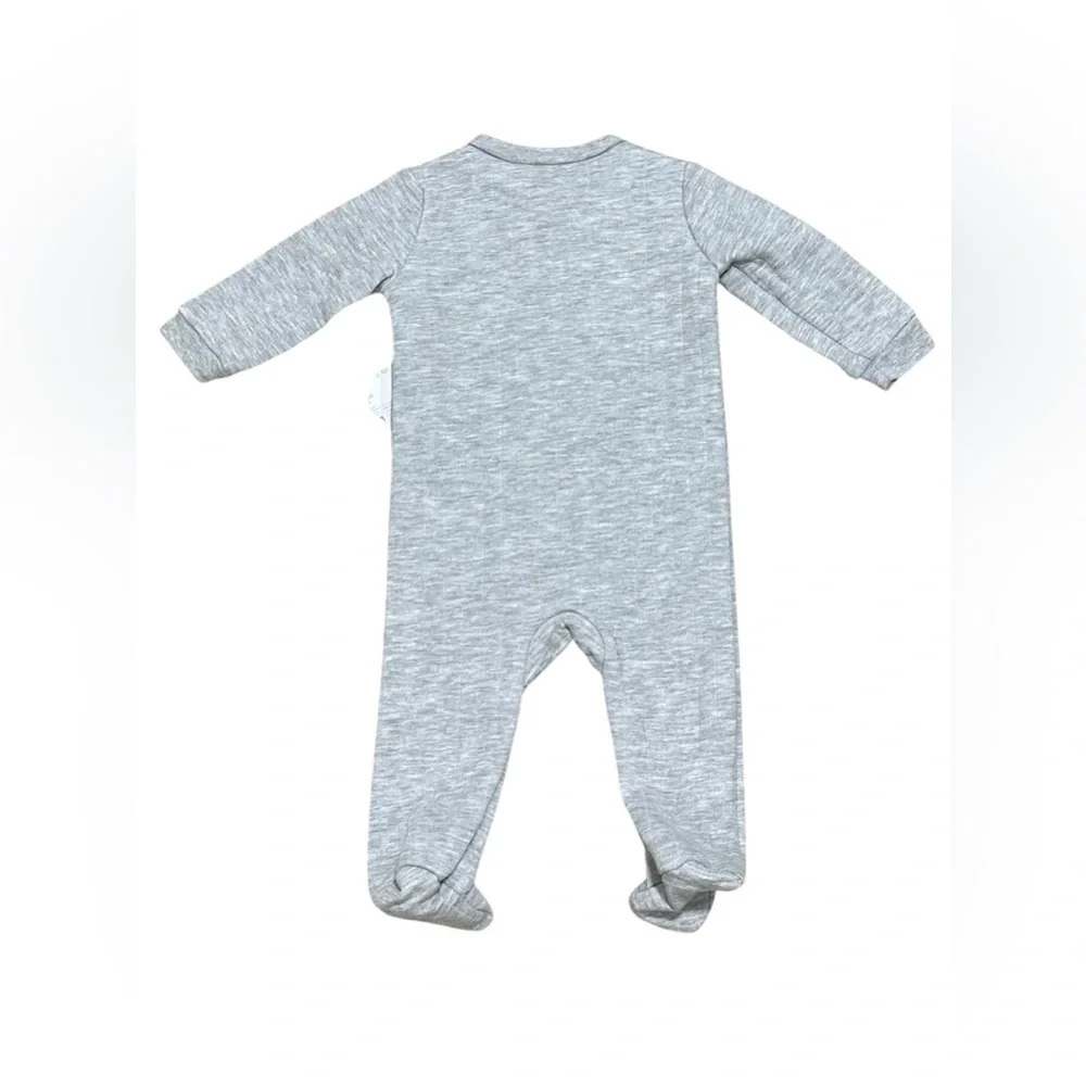 Kyle&Deena. NWT. (3-6M) Gray 'Cutie' Heart Footed Baby One-Piece